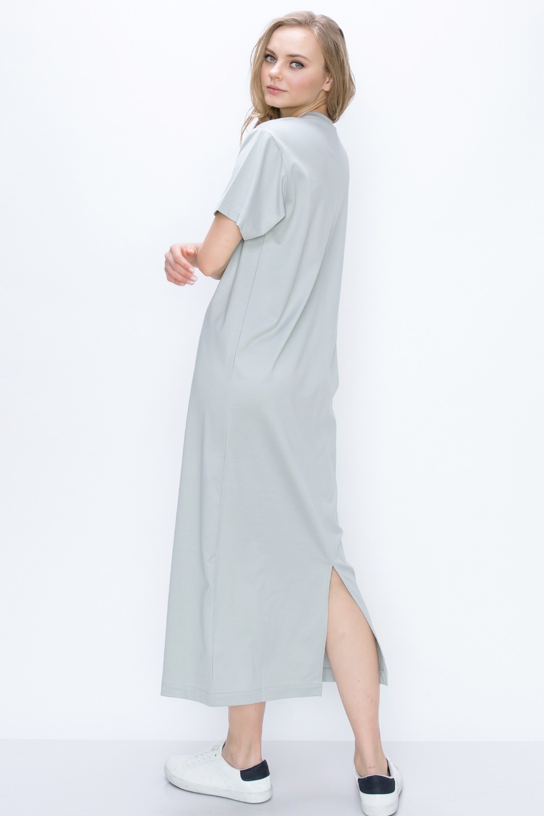 와이잭 루즈 &amp; 릴렉스 핏 반팔 티셔츠 드레스